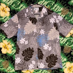 Men’s Grey Hawaiian button-down shirt.